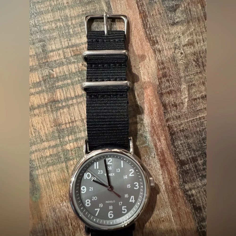 Timex Men's Easy Reader Weekender Indiglo Watch T2N649 - Picture 3 of 6